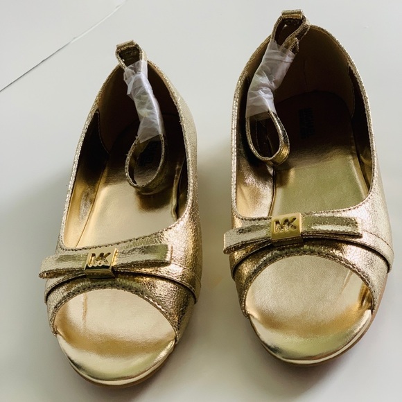 Michael Kors Girls Windy Soft Gold - Picture 3 of 7